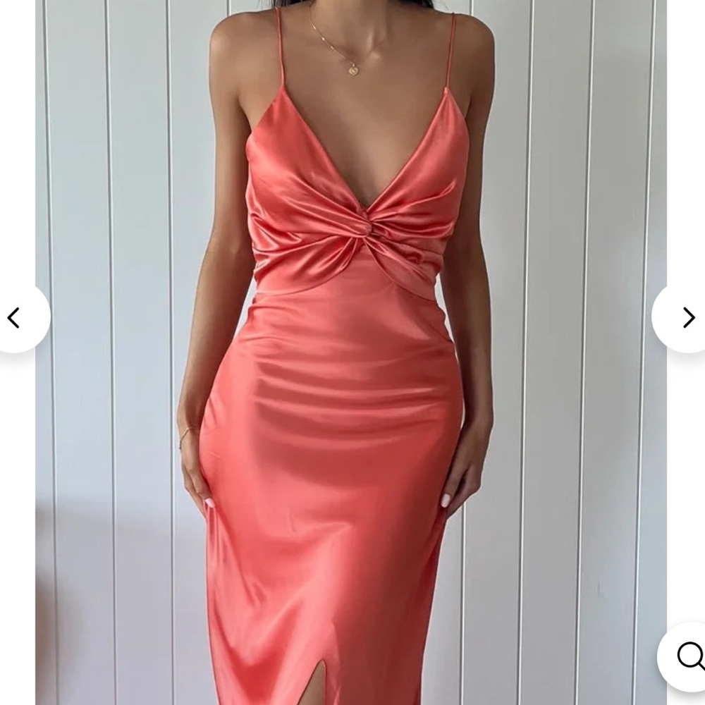 Sleeveless Twist Solid Dress in Coral Pink!